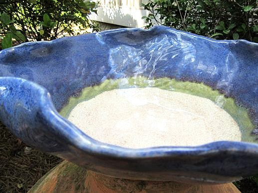 Bowl/Ruffled/Med Size/Stoneware