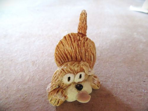 Sculpture/Dog/Stoneware