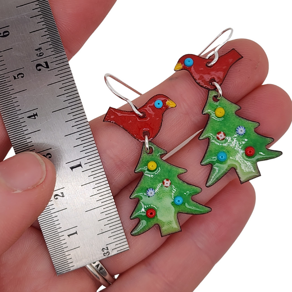 Christmas Tree with Red Birds