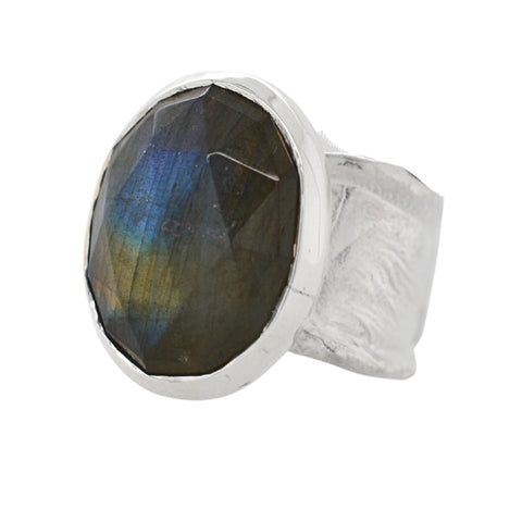 Labradorite Oval Ripple Ring