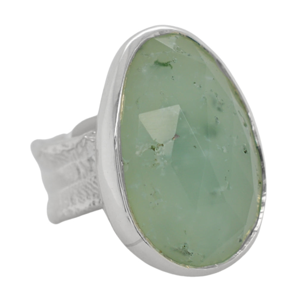 Moss Chrysoprase Freeform Ripple Ring