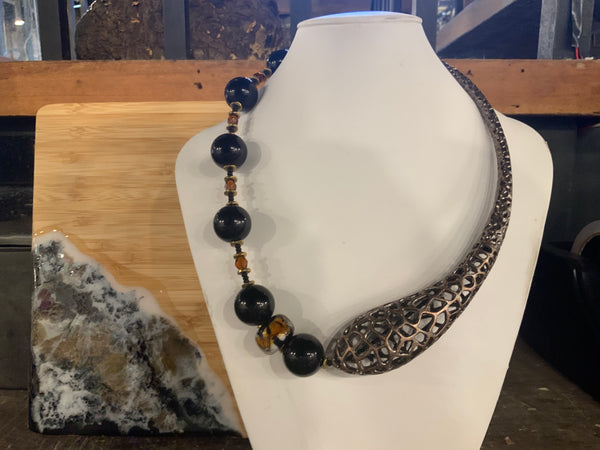 Necklace Onyx,brass