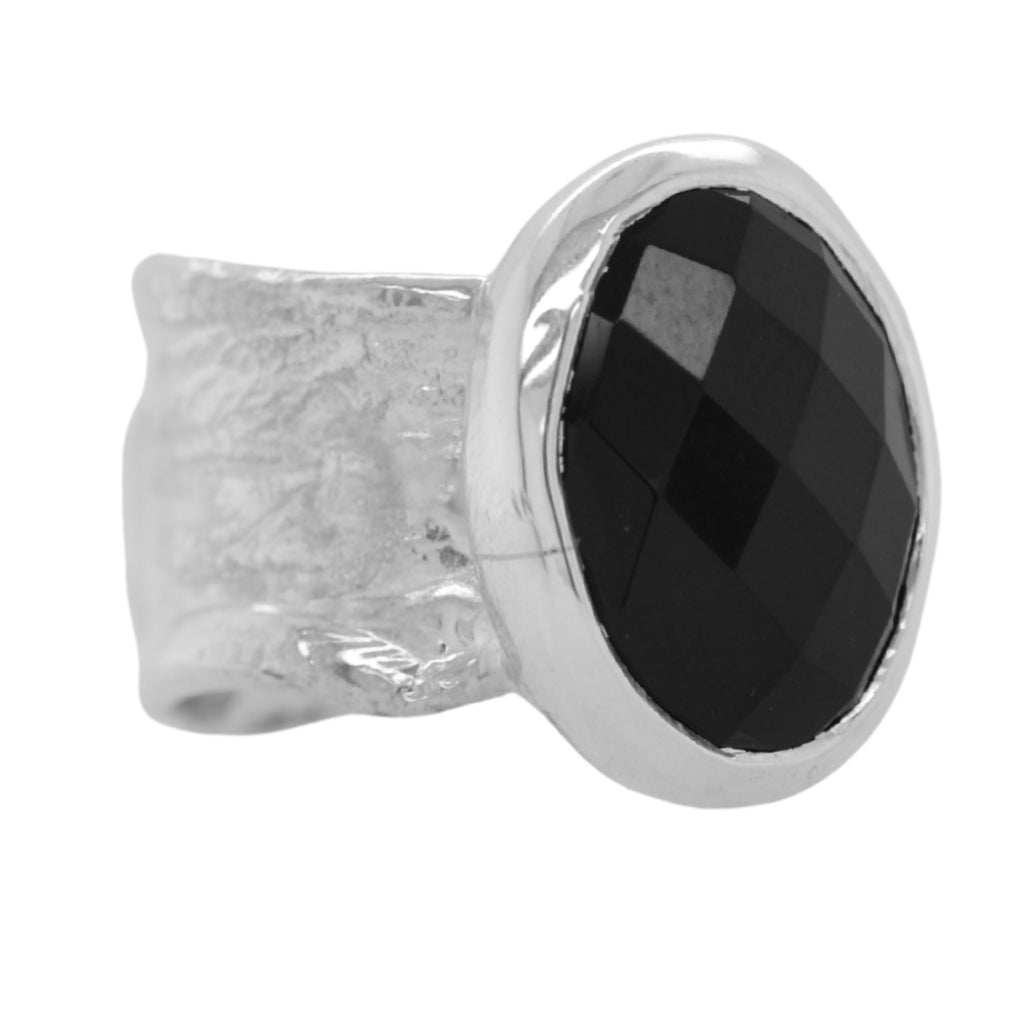 Onyx Oval Ripple Ring