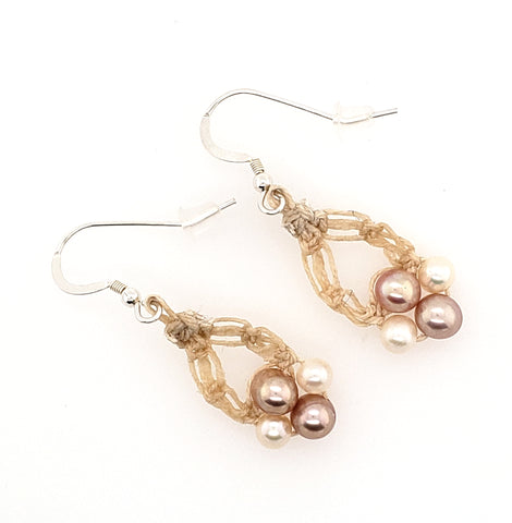 4 pearl macrame earrings
